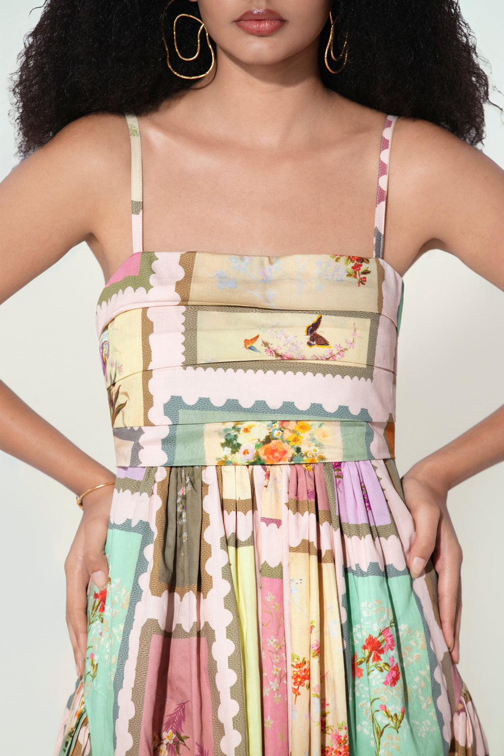 Vianna in Marianne Panelled Maxi Dress