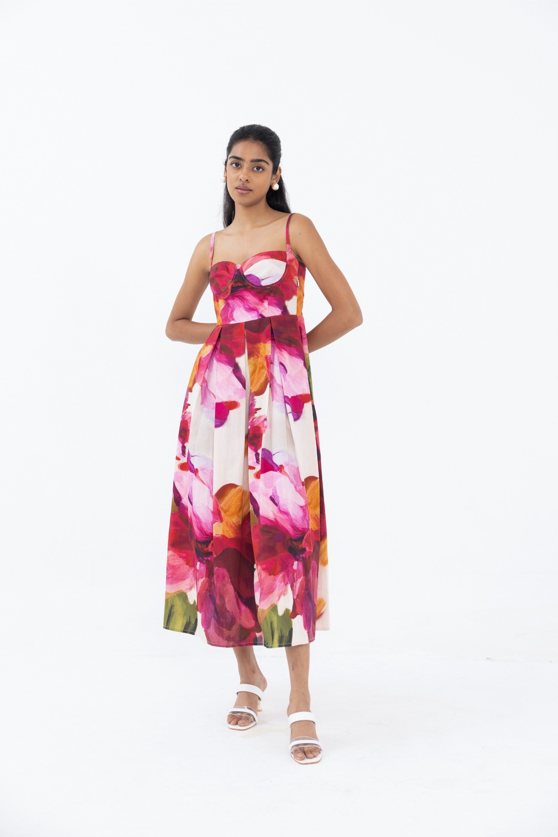 Disha in Zahra Padded dress