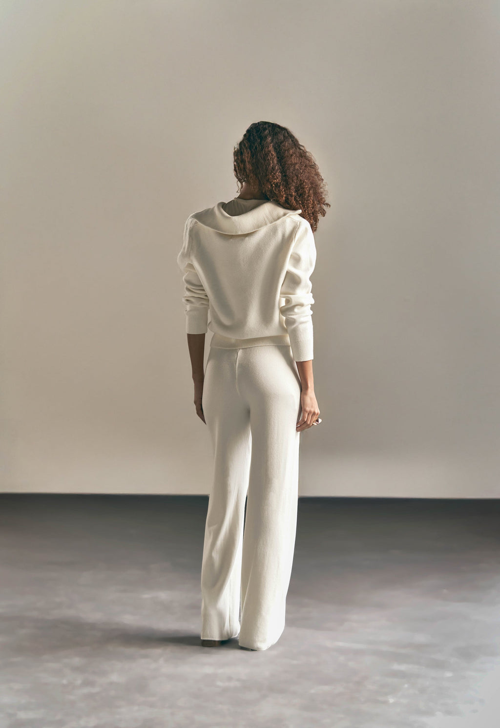 Bramhi in The Pearl Set